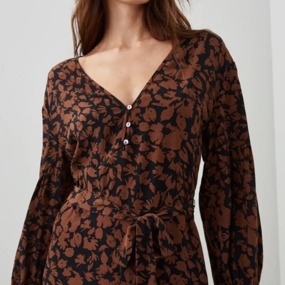 Rails Fabian V Neck Long Sleeve Midi Dress Belt Womens Medium Brown Black Floral - Picture 2 of 15
